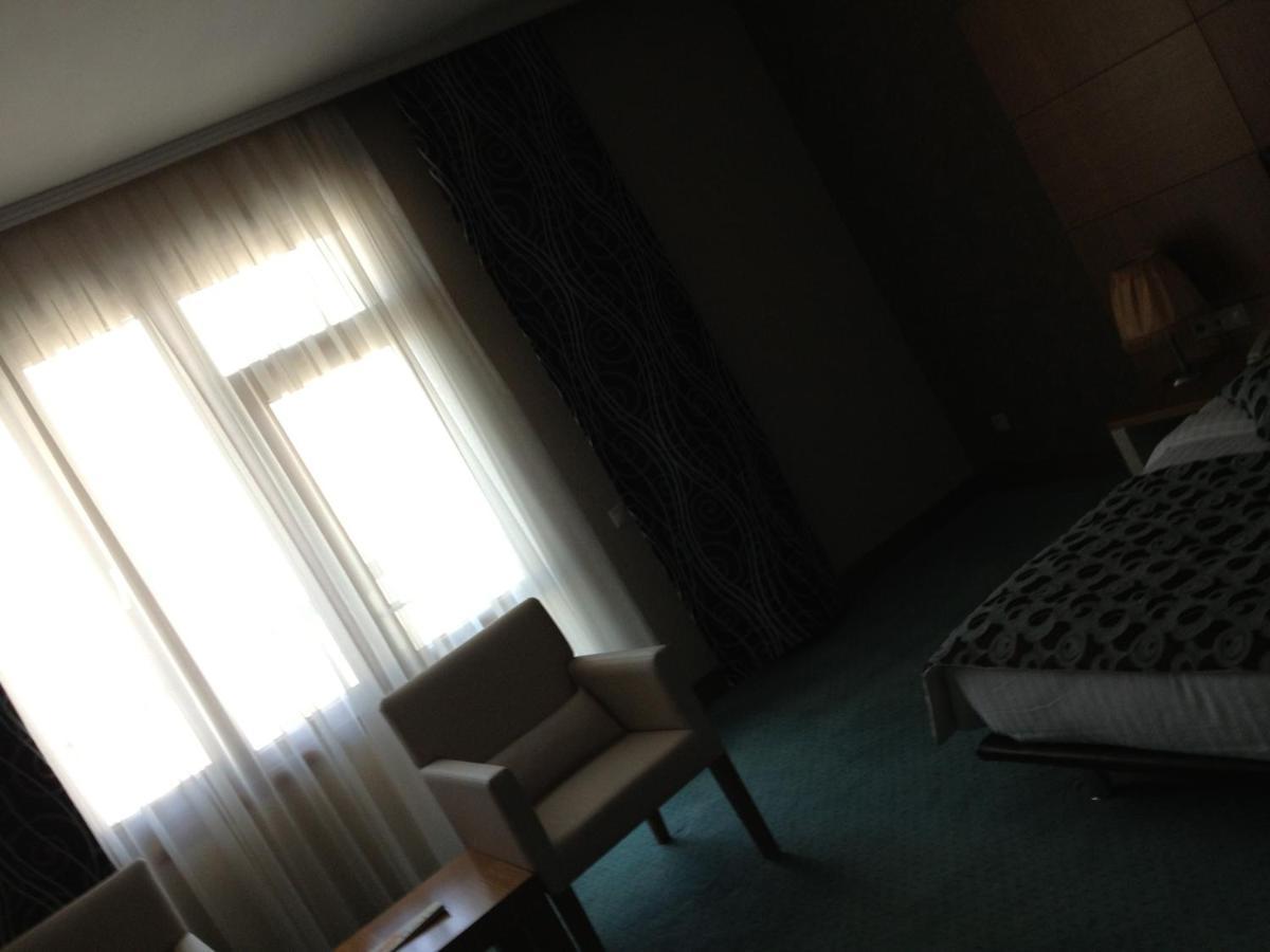 Grand Nur Plaza Hotel อัคเทา ภายนอก รูปภาพ
