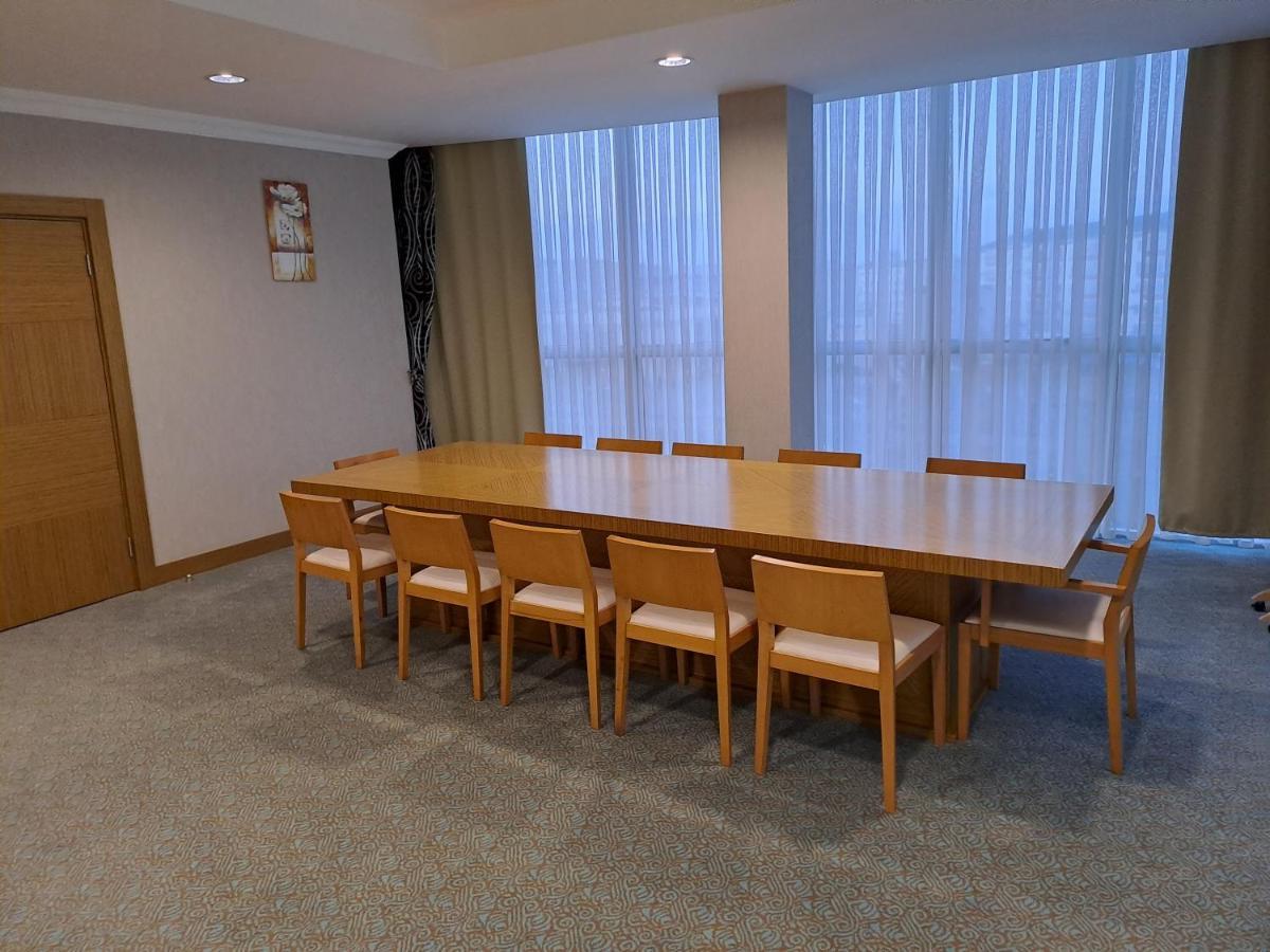 Grand Nur Plaza Hotel อัคเทา ภายนอก รูปภาพ