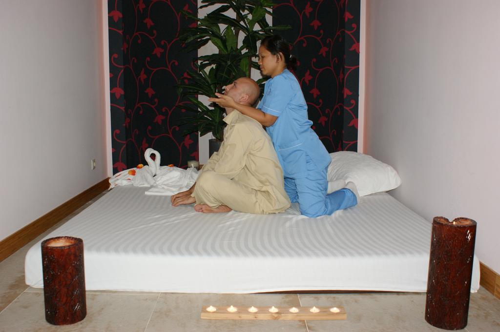 Grand Nur Plaza Hotel อัคเทา ภายนอก รูปภาพ