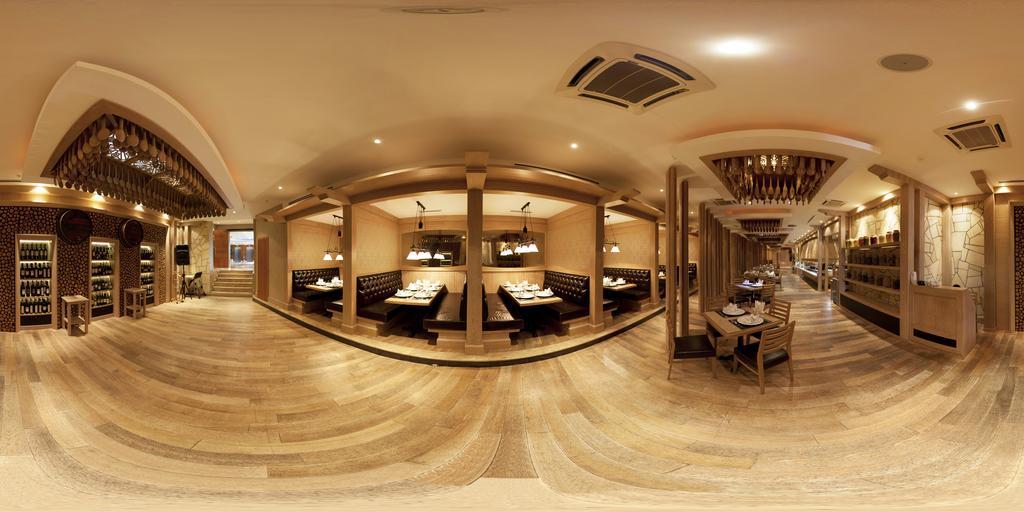 Grand Nur Plaza Hotel อัคเทา ภายนอก รูปภาพ