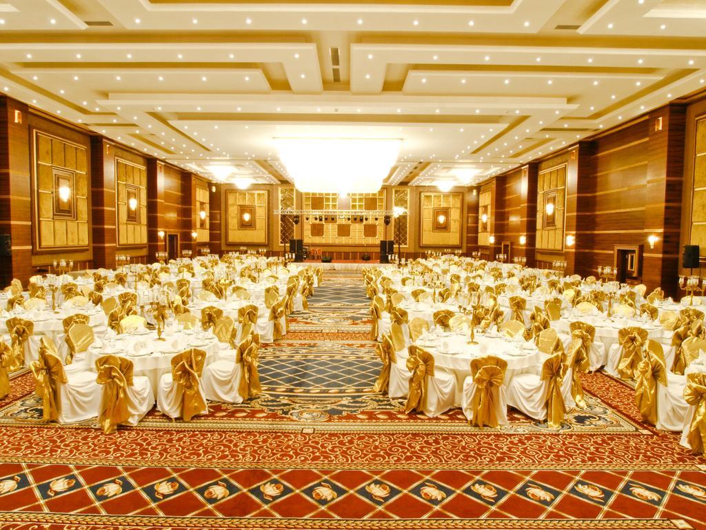 Grand Nur Plaza Hotel อัคเทา ภายนอก รูปภาพ