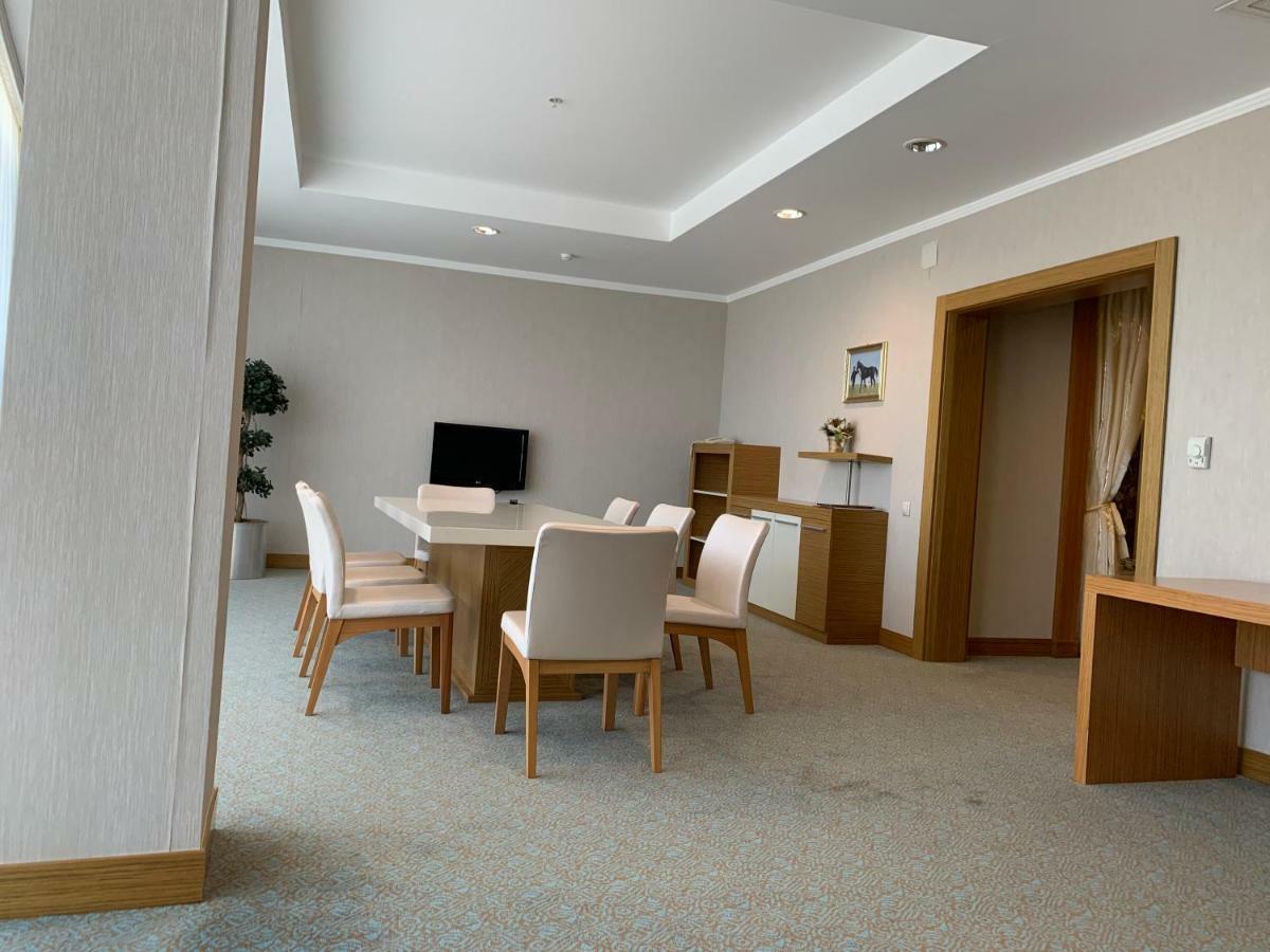 Grand Nur Plaza Hotel อัคเทา ภายนอก รูปภาพ