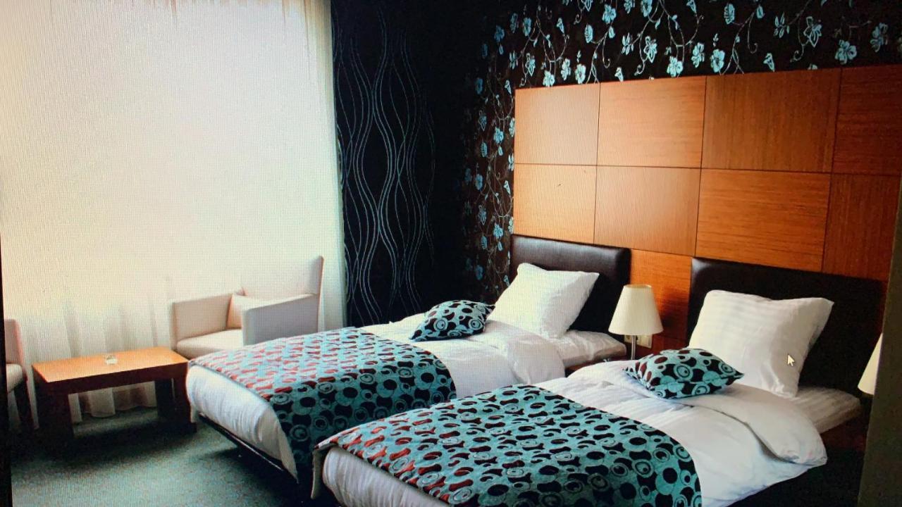 Grand Nur Plaza Hotel อัคเทา ภายนอก รูปภาพ